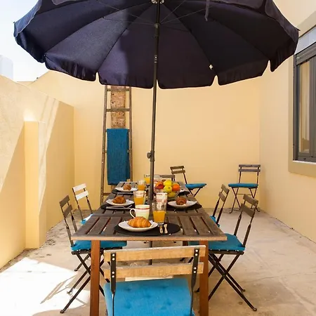 Beato Apartment *