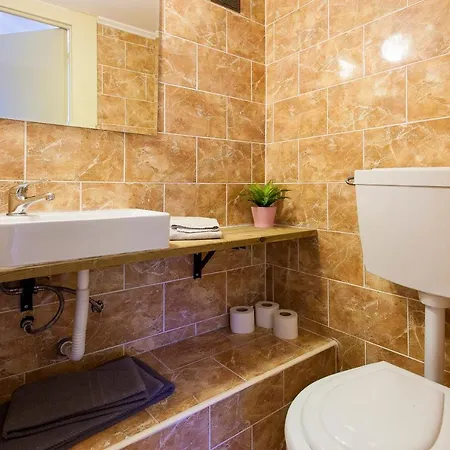 Beato Апартаменти *